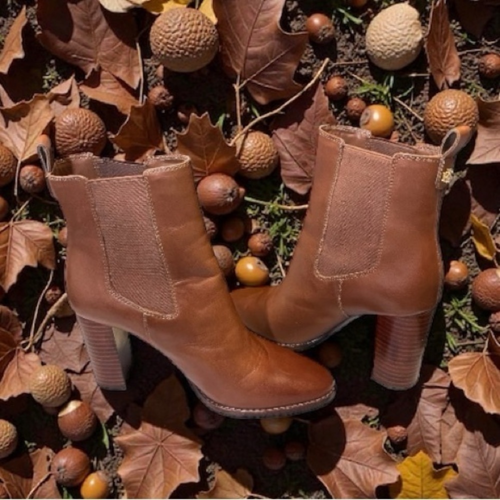 Lauren Ralph Lauren Myla Cognac Leather Heeled Bootie Size 7